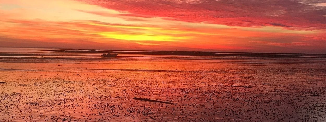 clos-l-abbe-loisirs-mer-sunset-maree-basse-agon-coutainville-normandie